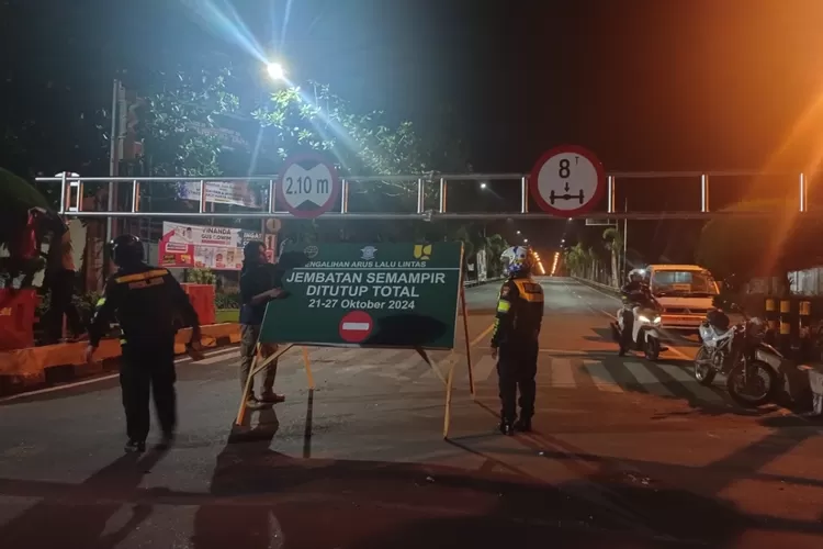Jembatan Semampir Kediri Dibuka Kembali, Pembatasan Kendaraan Diterapkan